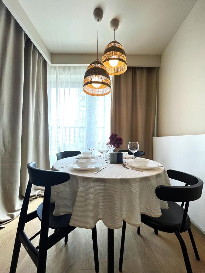 Wyszynskiego Apartment - Self Check-In 20H - Parking &Lift Breslau Exterior foto